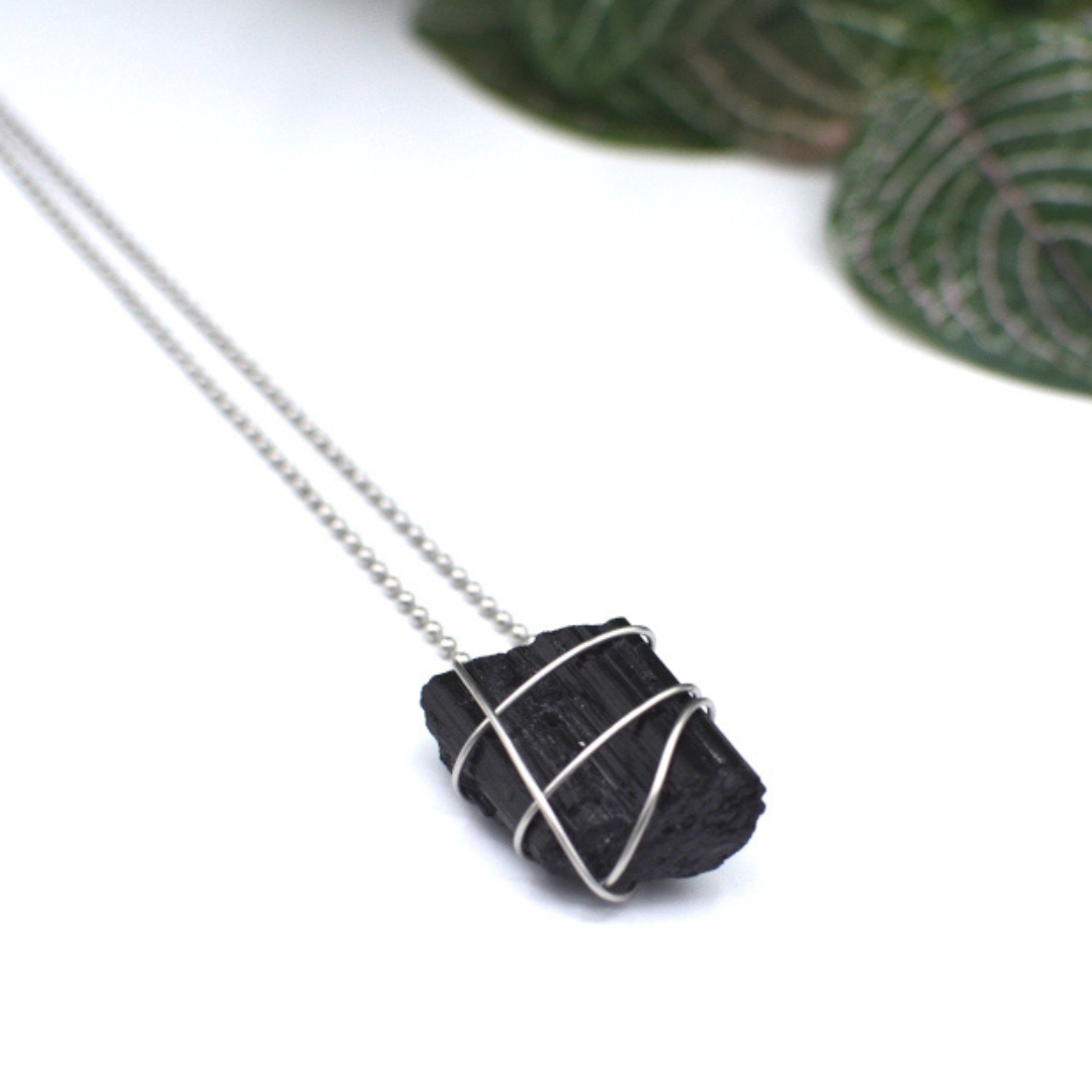 ruwe zwarte toermalijn ketting