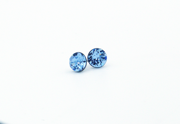 oorstekers light sapphire